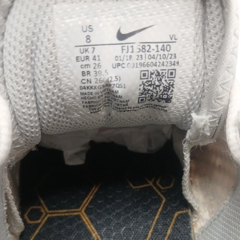 Nike‎ Vapor Edge Shark 2 Football Cleats Mens 8 White Navy FJ1582-140 Low Top